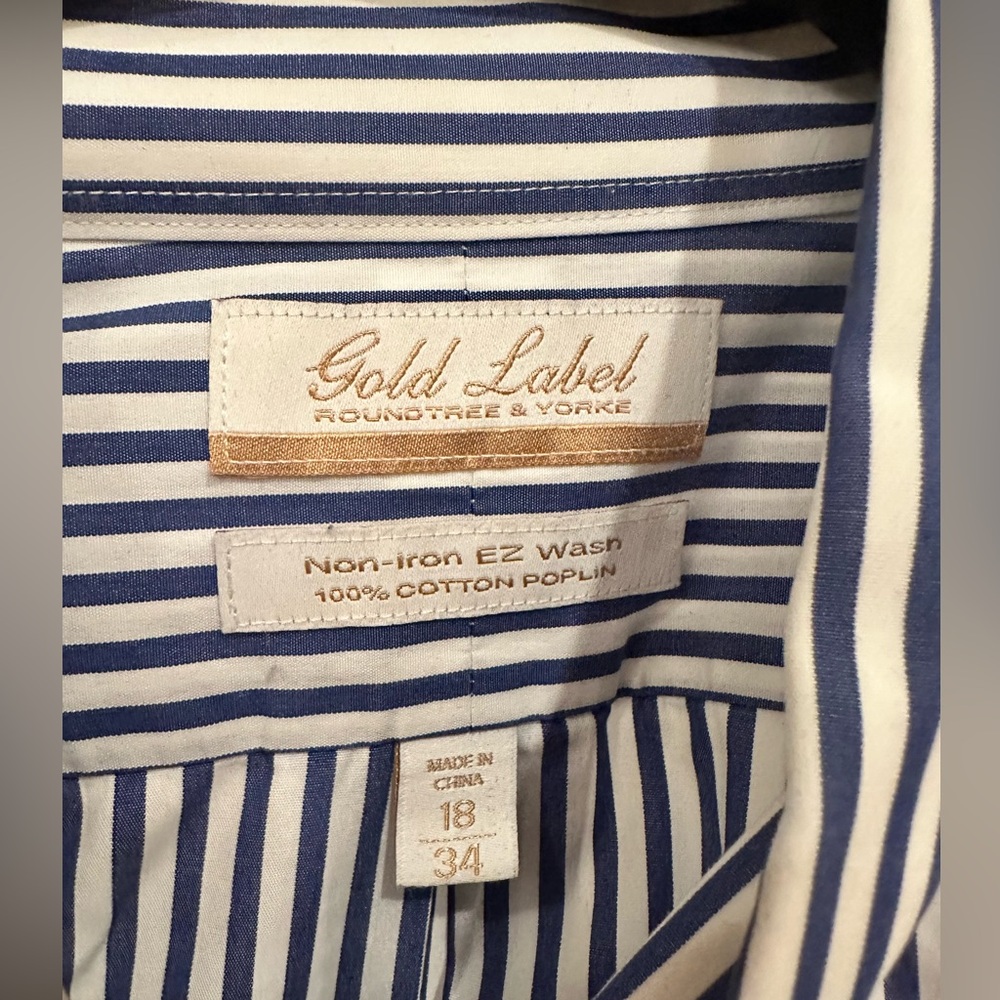 Men’s Gold Label dress shirt. Blue and white striped.